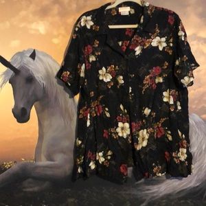 Jaclyn smith floral blouse